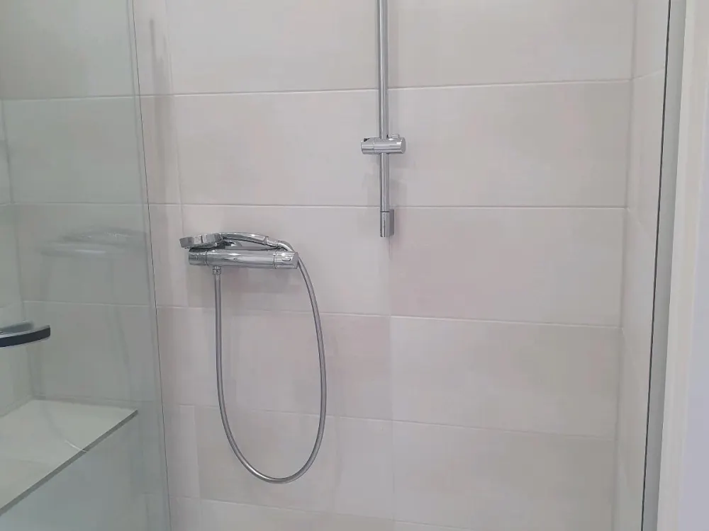 Wunderschöne 3-Zimmer Wohnung (4. OG) im Herzen von Porz-Eil