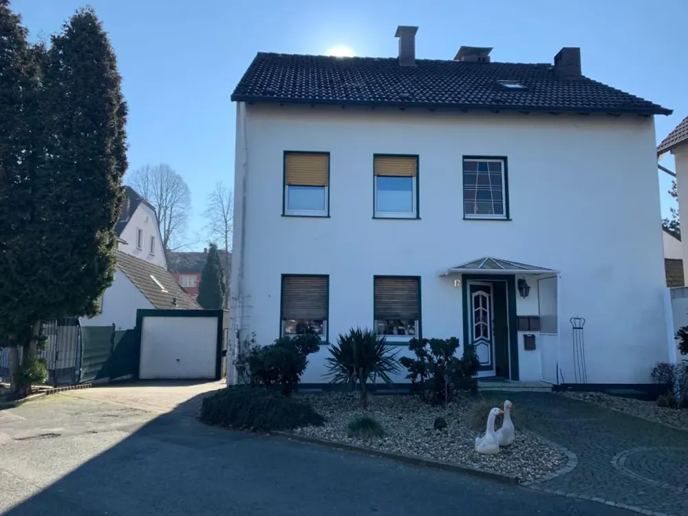 Erstbezug nach Sanierung: freundliche 3-Zimmer-Dachgeschosswohnung in Bochum