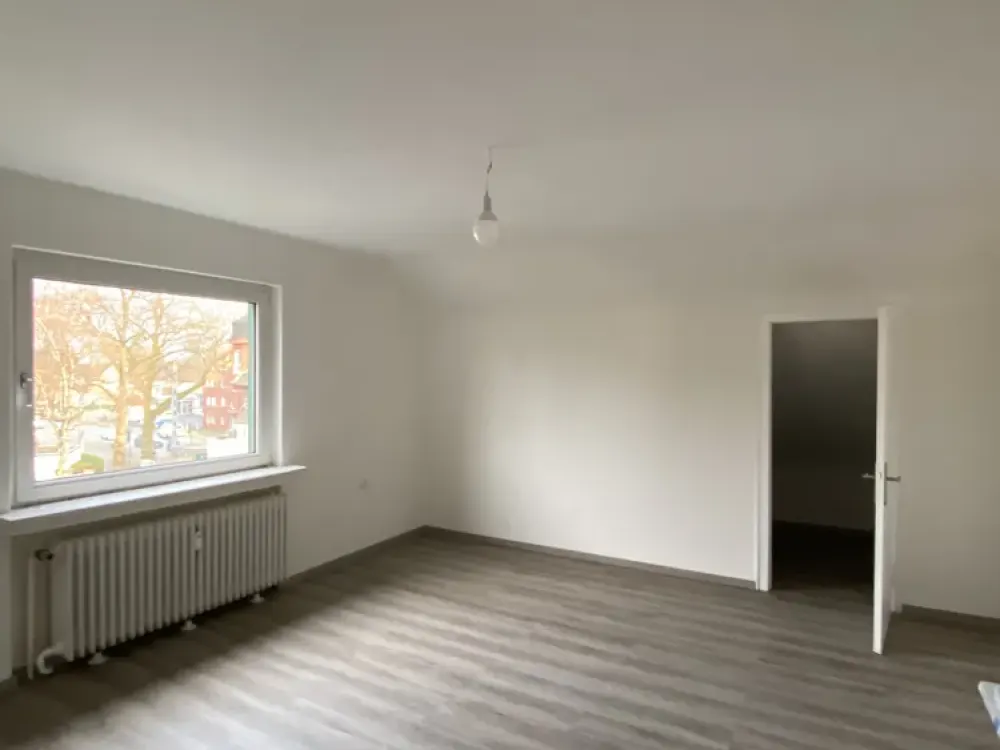 Erstbezug nach Sanierung: freundliche 3-Zimmer-Dachgeschosswohnung in Bochum