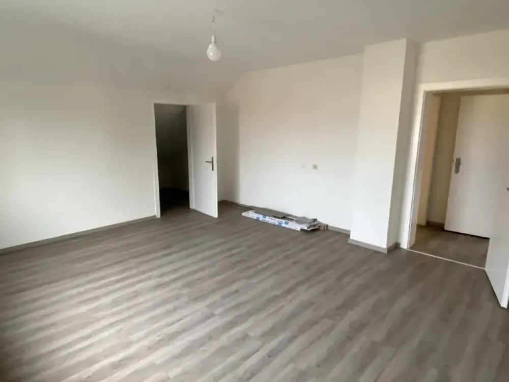 Erstbezug nach Sanierung: freundliche 3-Zimmer-Dachgeschosswohnung in Bochum