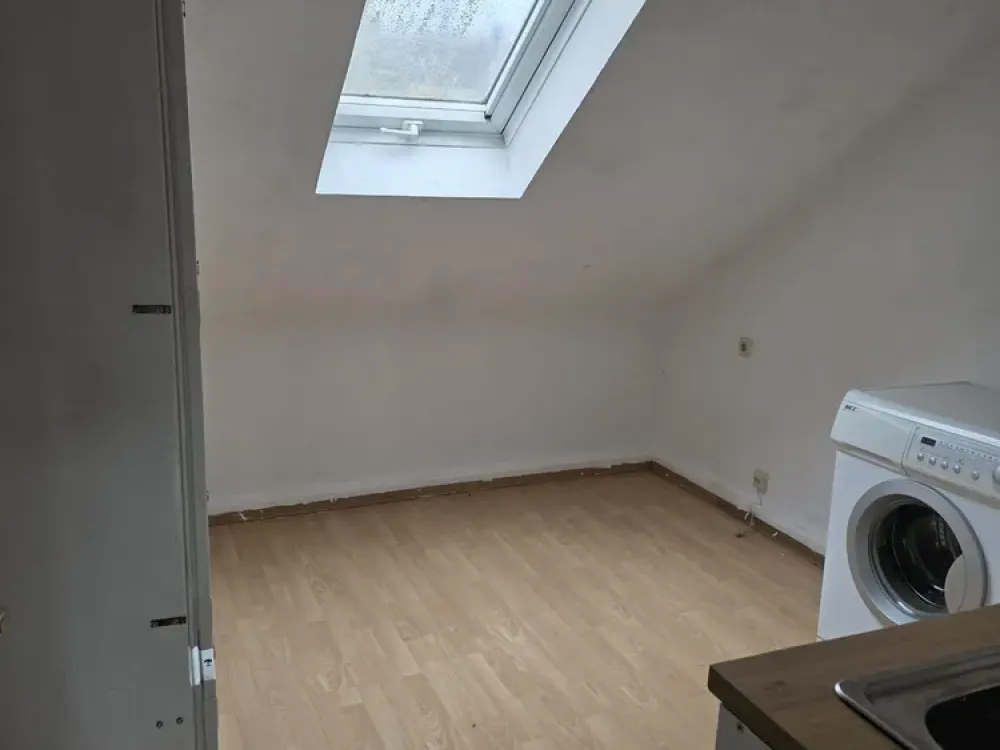 Günstige 1 Zimmer Wohnung! Sehr zentral!!!