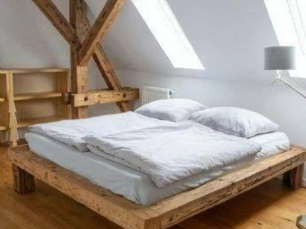 ** Wohnen & Arbeiten in sagenhaft schöner Dachgeschoss-Wohnung mit EBK **