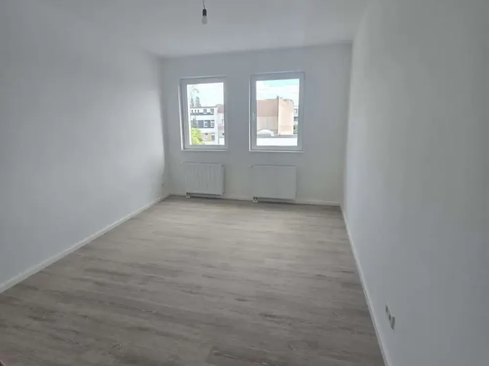 Erstbezug nach Ausbau, Moderne 3-Zimmer-Wohnung mit Balkon