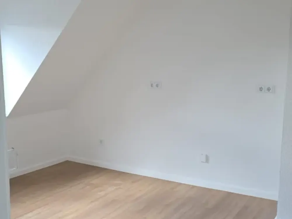 Einzelzimmer in einer gepflegten WG-Etage, ca. 31m²