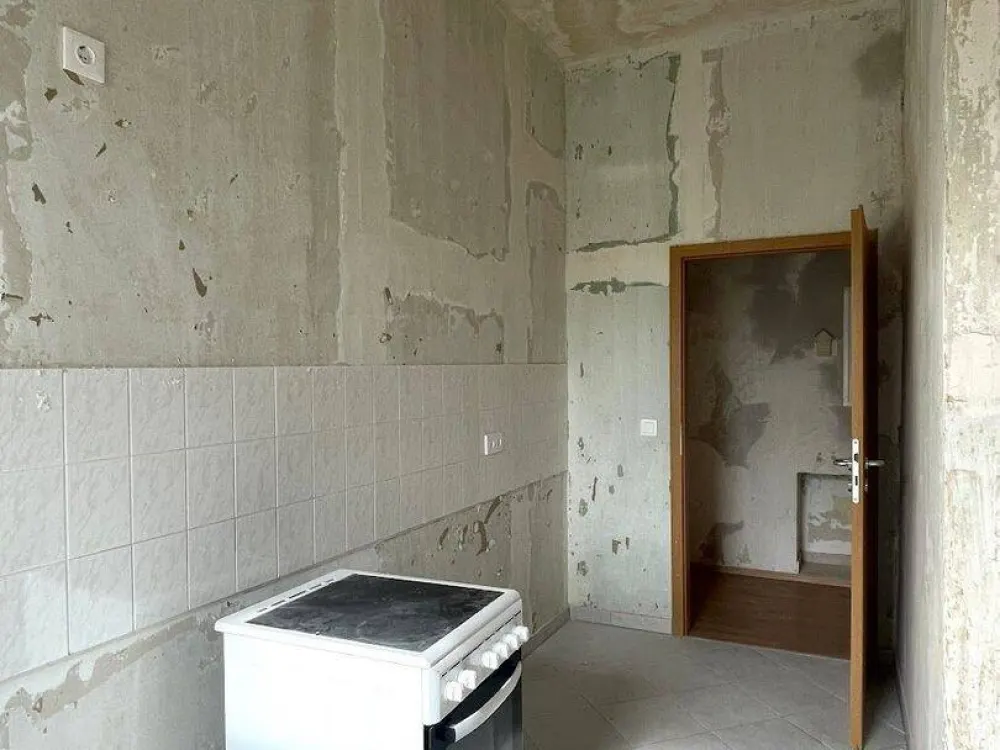 MB 16.09.-PV an PM 10.09.-1-Zimmerwohnung im Rohbau mit viel Gestaltungsspielraum