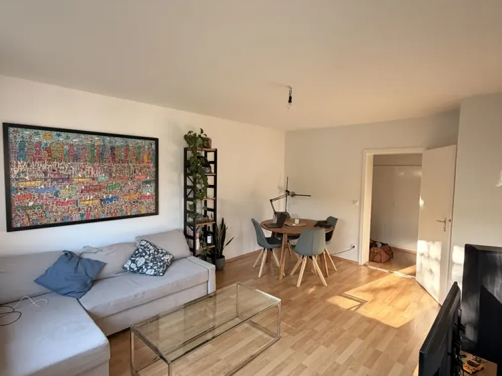 ES-St. Bernhardt I moderne 3-Zi-Whg mit Balkon