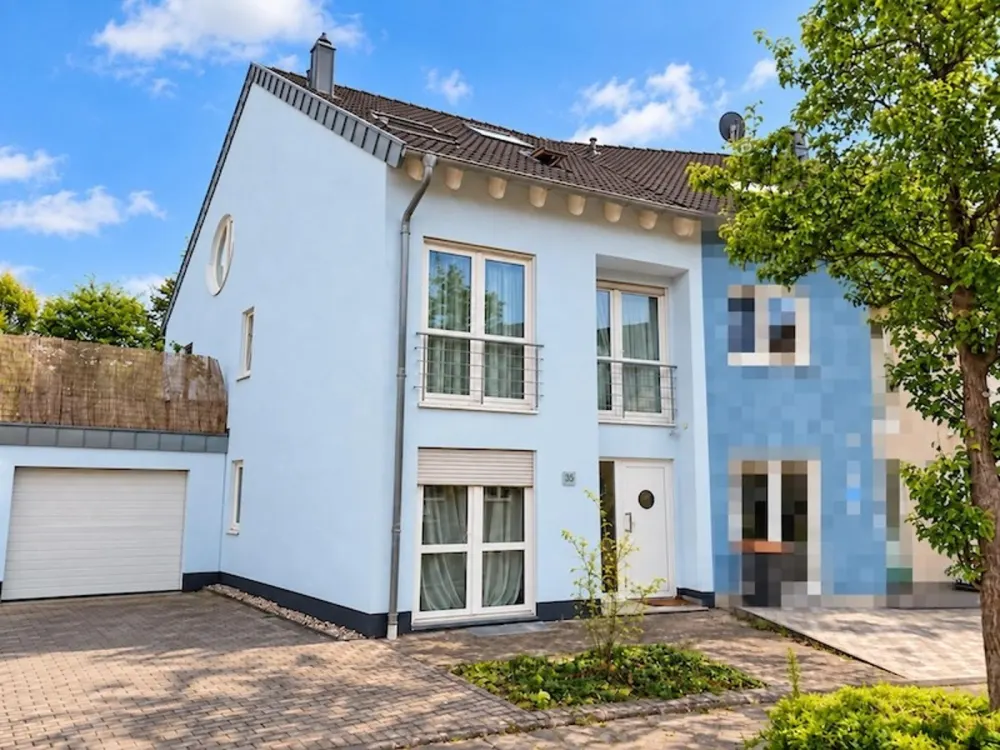 Maisonette-Wohnung im Zweifamilienhaus, 3 Zimmer, zwei Bäder und Sonnenterrasse