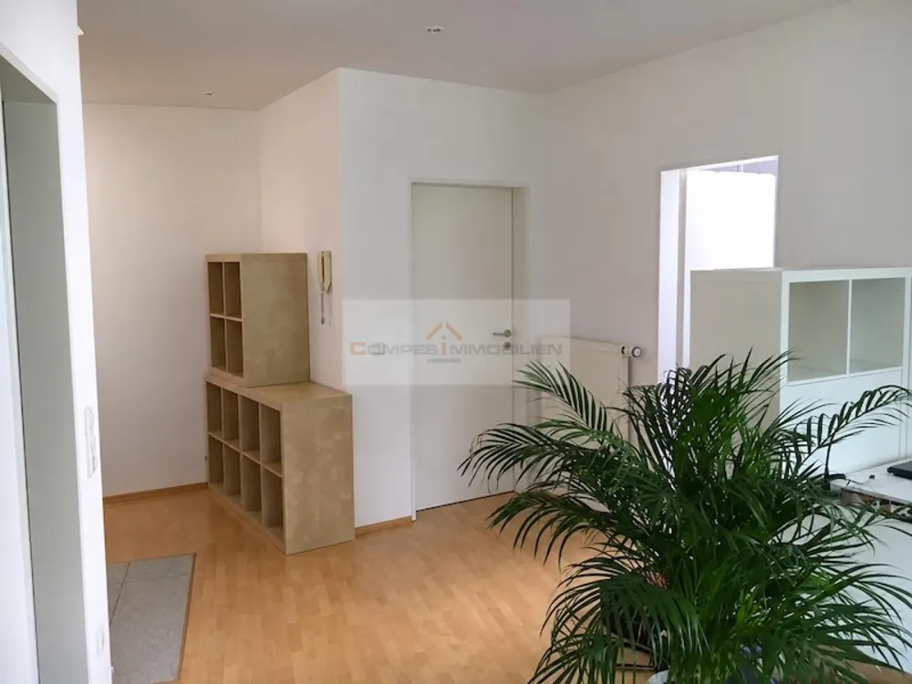 Maisonette-Wohnung im Zweifamilienhaus, 3 Zimmer, zwei Bäder und Sonnenterrasse
