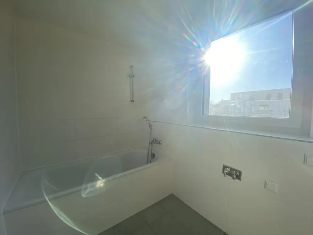 3 Zimmer Neubauwohnung mit Balkon