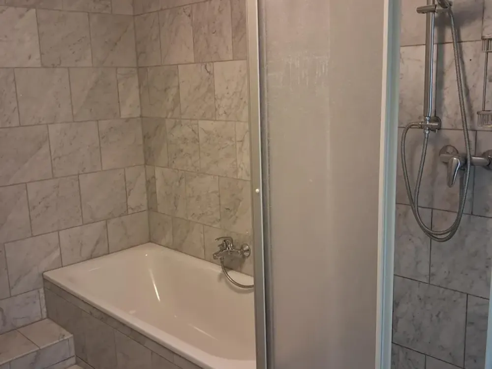 Schöne 2,5 Zimmer Wohnung in Alt Saarbrücken