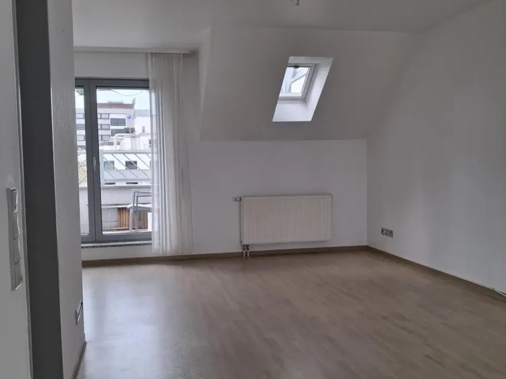 Schöne 2,5 Zimmer Wohnung in Alt Saarbrücken