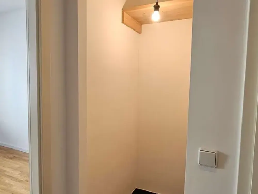 Modernisierte 1-Zimmer Wohnung