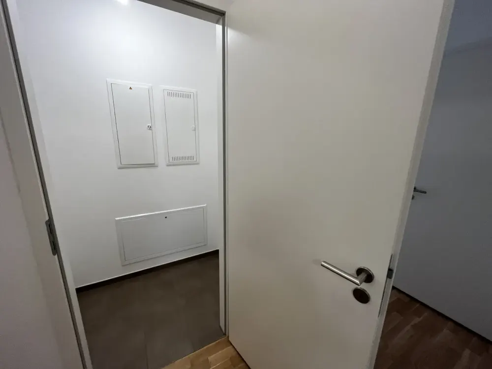 Wohnung für kleine Familien mit Fußbodenheizung und Einbauküche