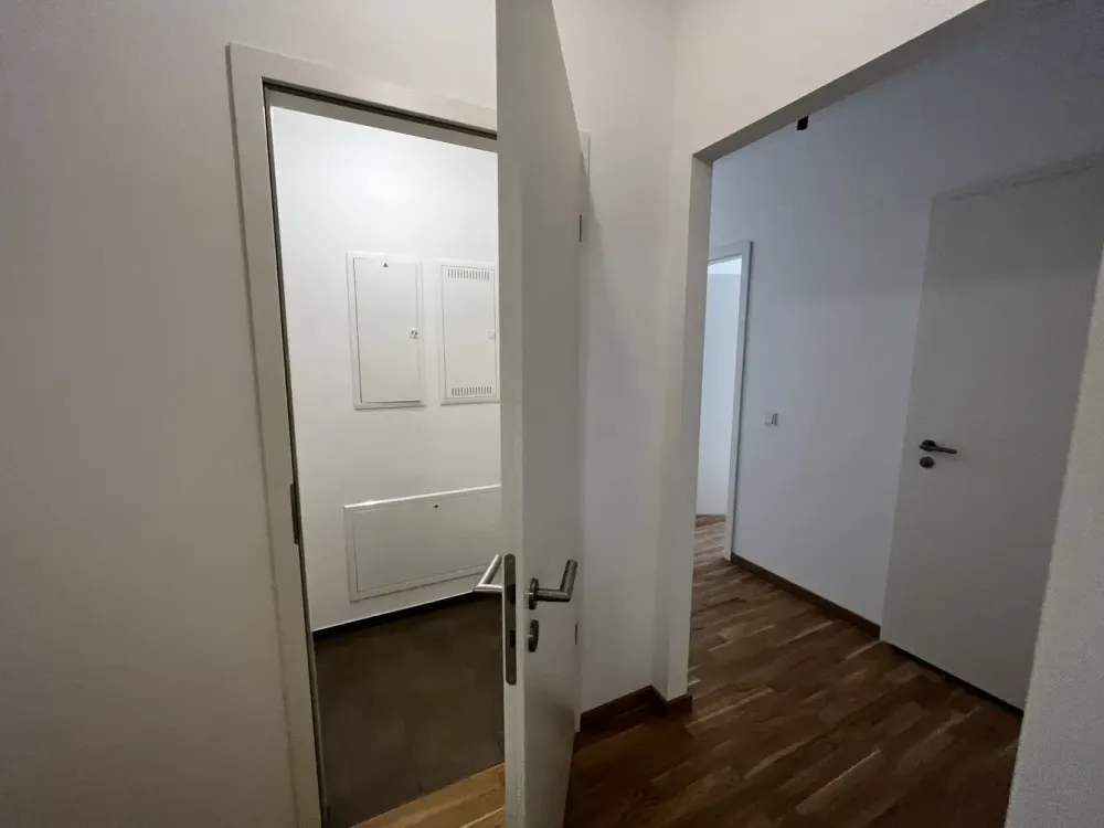 Wohnung für kleine Familien mit Fußbodenheizung und Einbauküche