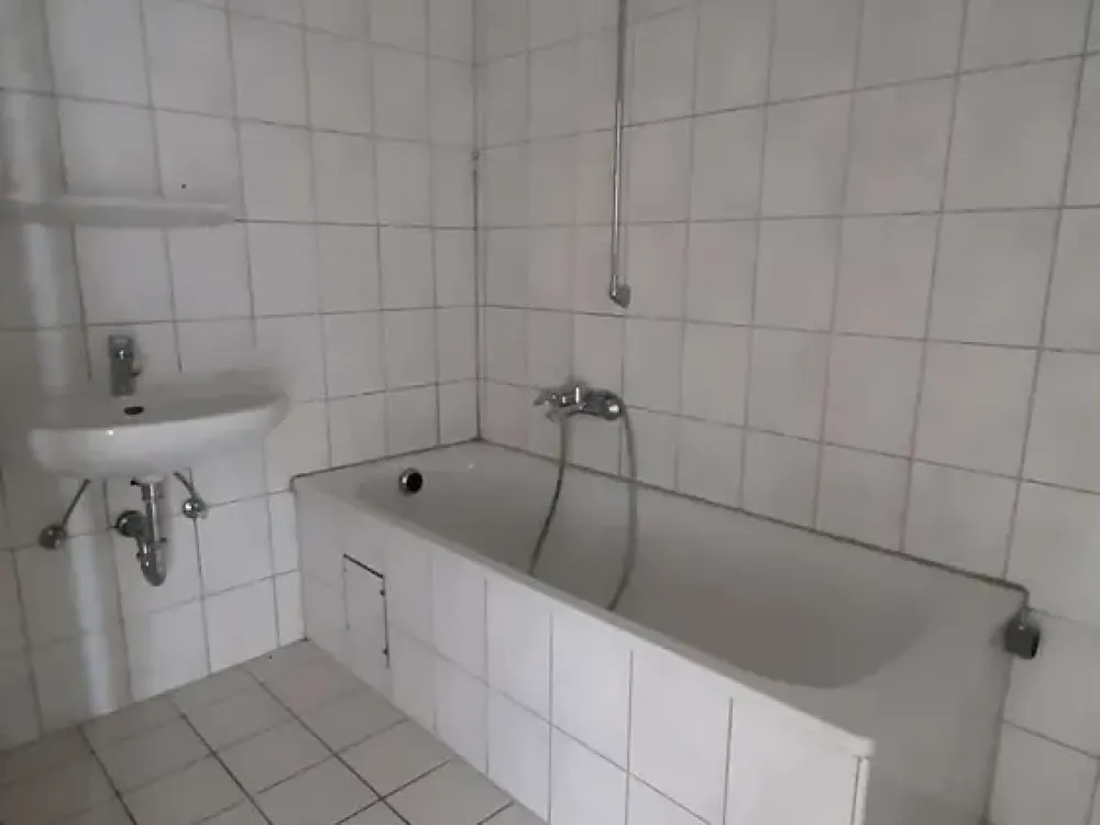 Remscheider Straße 54 - schöne Wohnung im 11.OG *ab sofort* zu vermieten