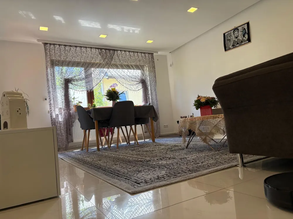 Moderne 2-Zimmer Wohnung in Markgröningen