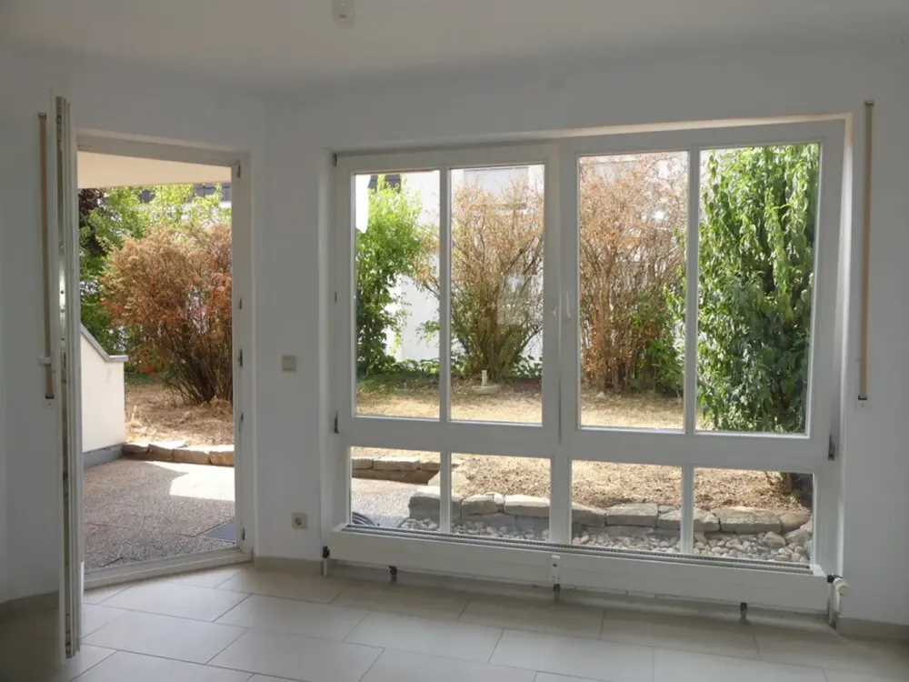 Naturnahe 2 Zimmer Wohnung mit eigener Terrasse und Garten! Frei ab sofort.