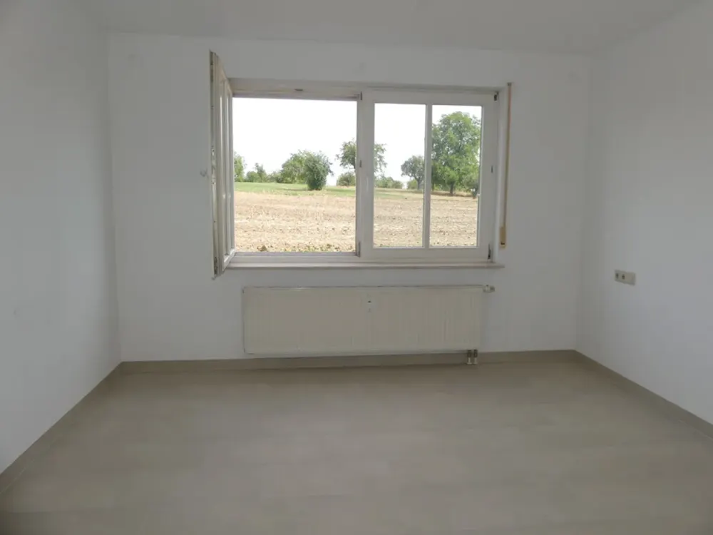 Naturnahe 2 Zimmer Wohnung mit eigener Terrasse und Garten! Frei ab sofort.