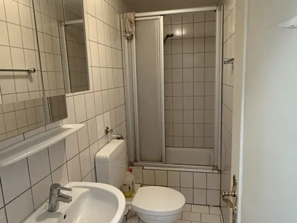 Helle 1-Zimmer Dachgeschosswohnung in Ratingen!