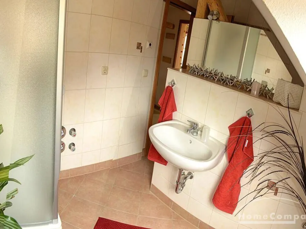27812 HomeCompany Dresden Möbliert/Furnished 2-Zimmer Apartment in Dresden-Coschütz/Gittersee max. 1 Person