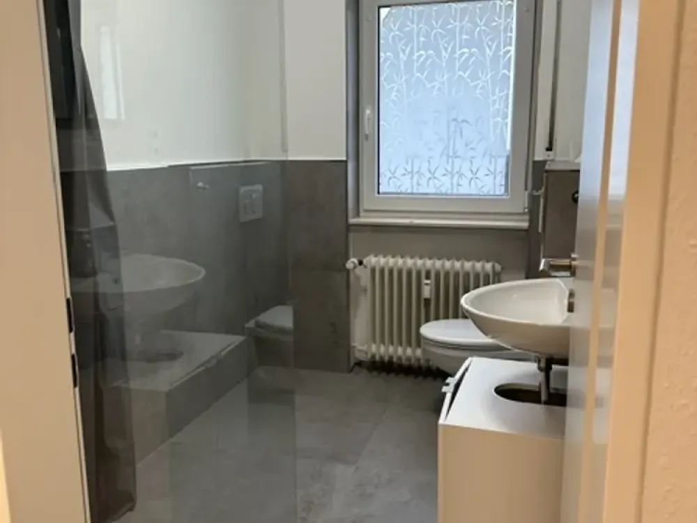 Modern 3-Room Apartment with Fitted Kitchen in Paderborn/Elsen