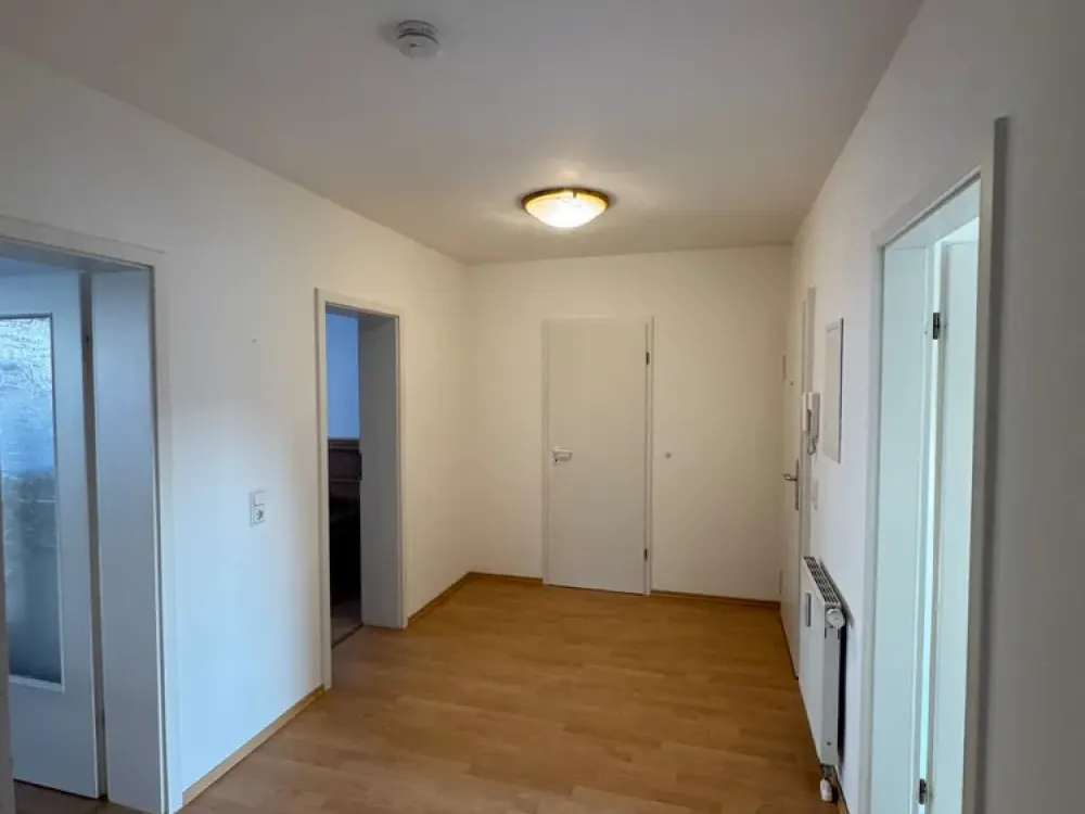 3-Zimmer-Wohnung mit Balkon und Garage