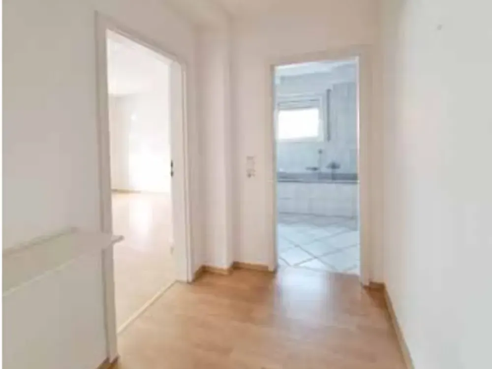 3-Zimmer-Wohnung mit Balkon und Garage