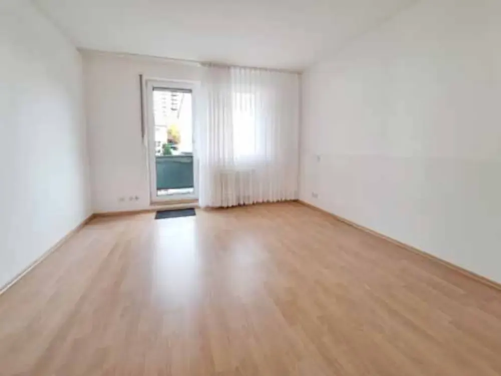 3-Zimmer-Wohnung mit Balkon und Garage