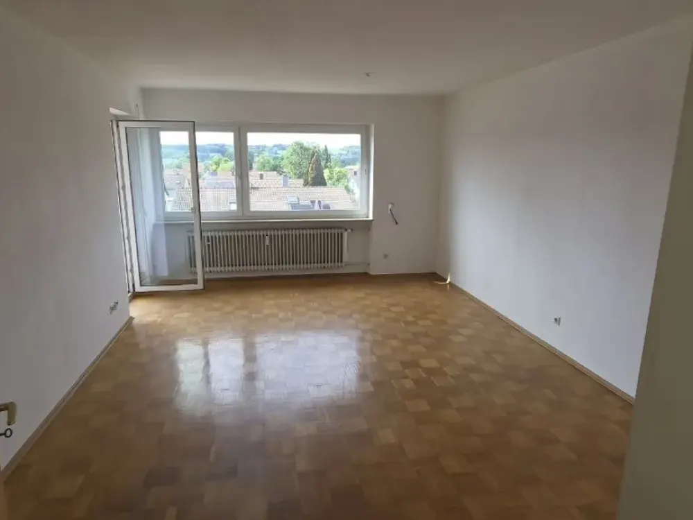 3,5-Zimmer-Wohnung mit Balkon in Weingarten