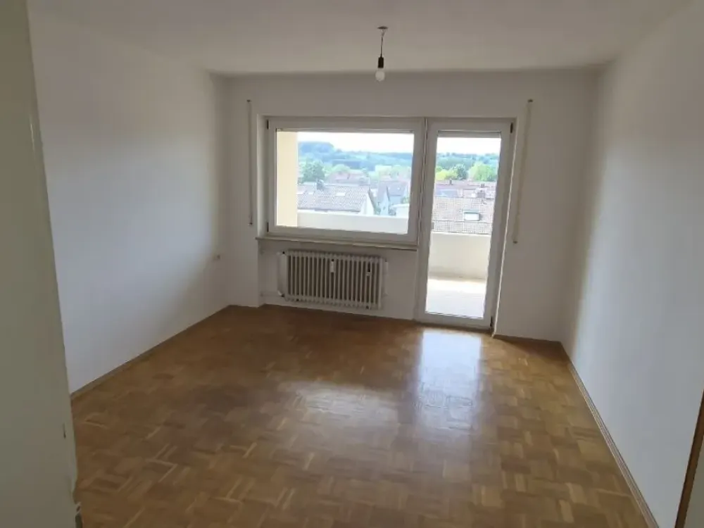 3,5-Zimmer-Wohnung mit Balkon in Weingarten