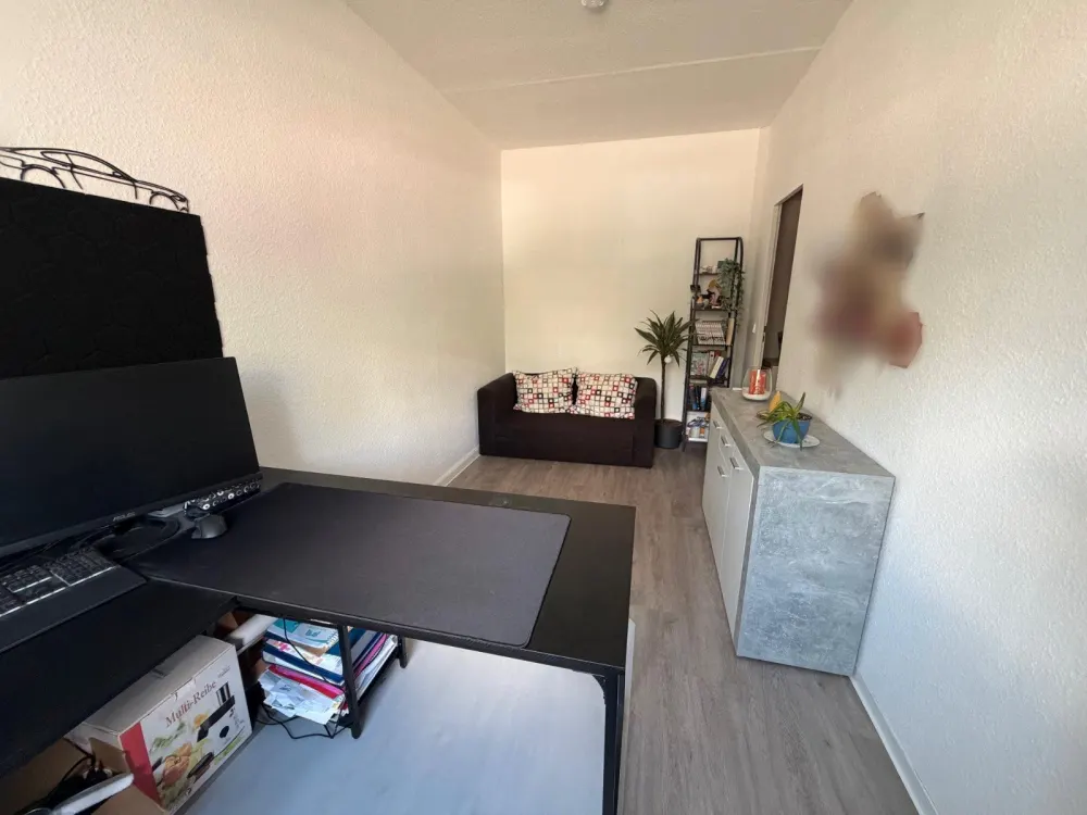 Modernisierte 3-Raumwohnung EG frei 01.10. (Familie, Rentner, WG)