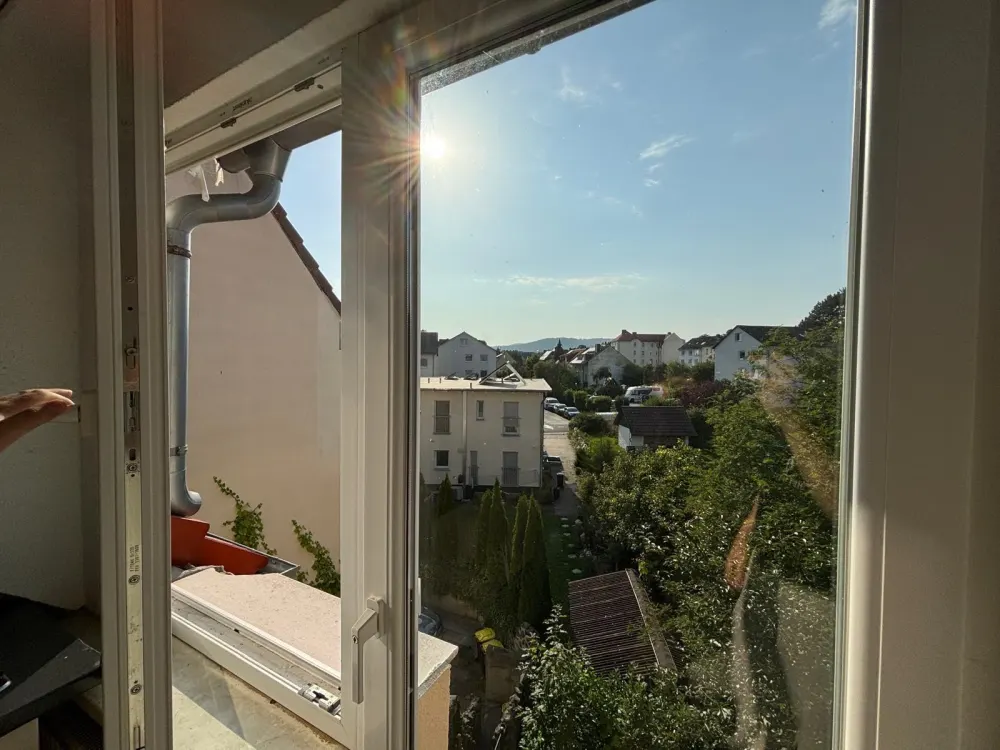 4-Zimmer-Wohnung - Renovierungsbedürftig
