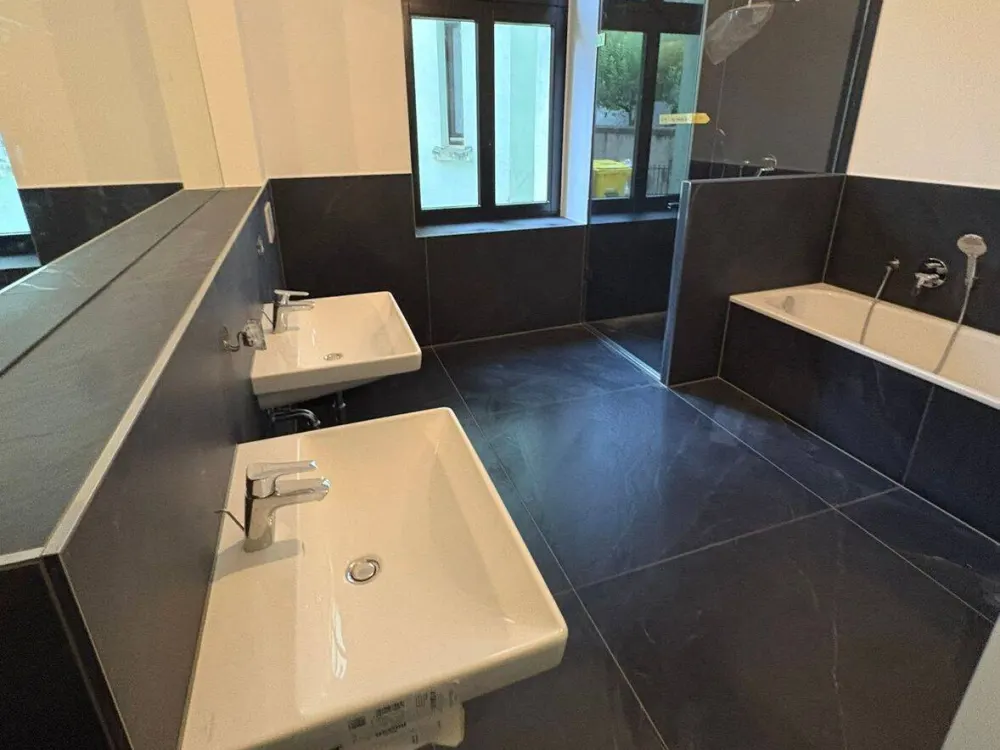 Completely Renovated and Partially Furnished Garden Apartment in Pempelfort