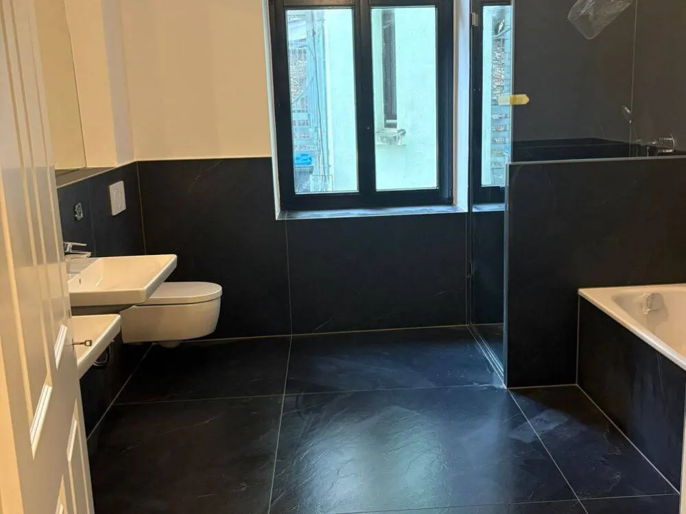 Completely Renovated and Partially Furnished Garden Apartment in Pempelfort