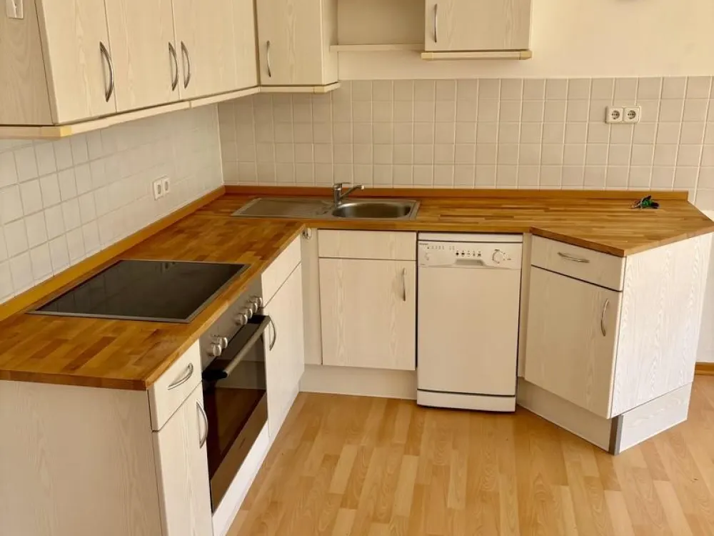 Helle 1-Zimmer-Wohnung mit schönem Grundriss in Unterschleißheim