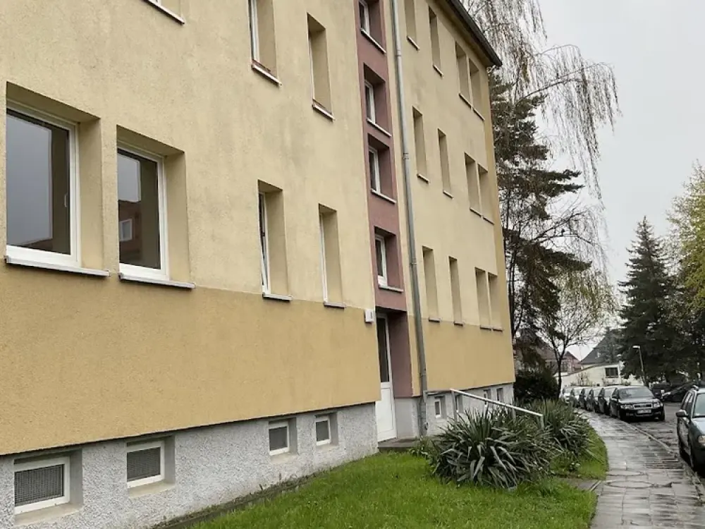 3 - Zimmerwohnung mit Balkon in Erfurt-Vieselbach