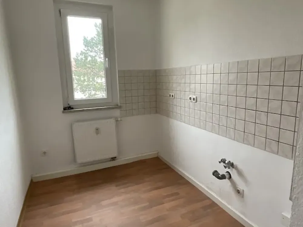 3 - Zimmerwohnung mit Balkon in Erfurt-Vieselbach