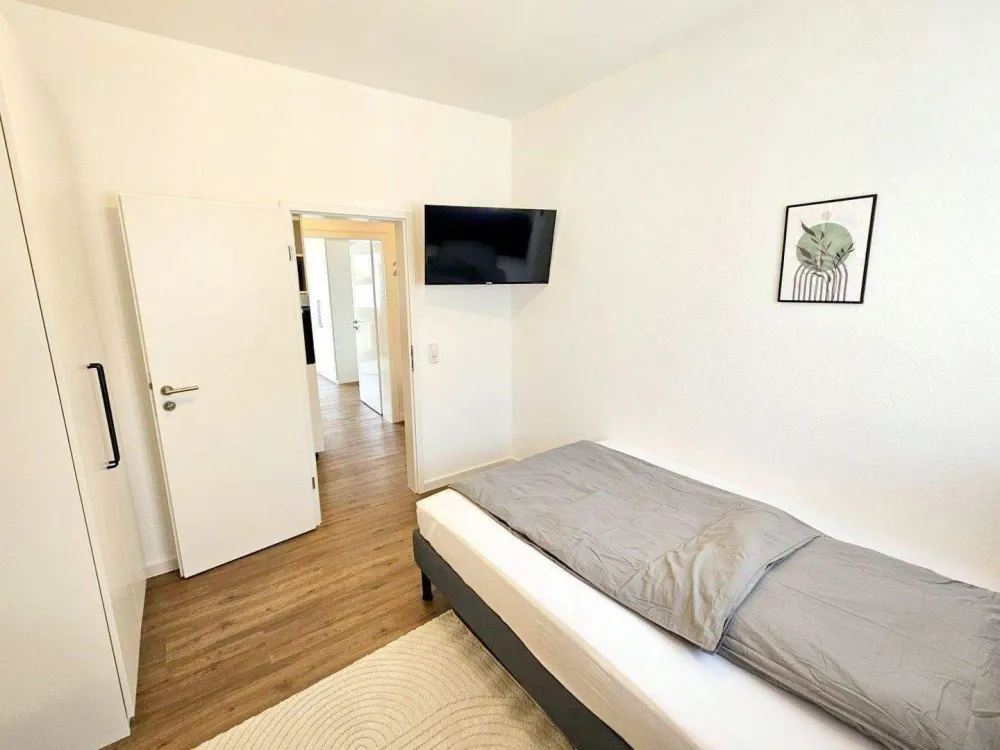Ab Sofort - modern möbliertes Zimmer in 3er WG - top Lage Ostend- fußläufig zur EZB63