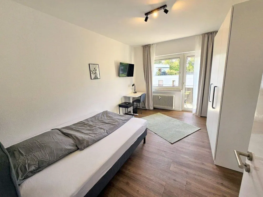 Ab Sofort - modern möbliertes Zimmer in 3er WG - top Lage Ostend- fußläufig zur EZB63