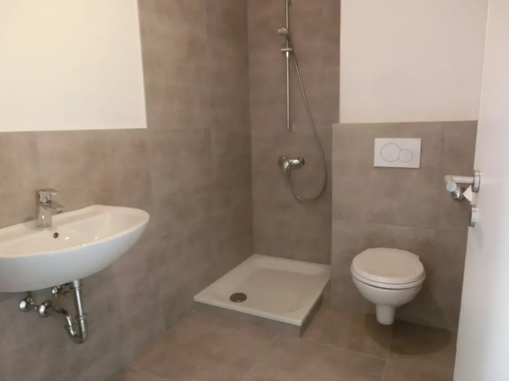3,5-Zimmer-Wohnung mit Balkon, Erstbezug nach hochwertiger Sanierung