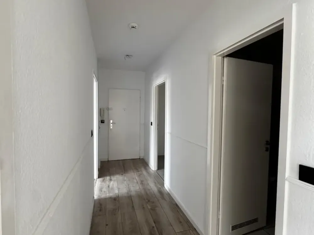 schöne 4-Zimmerwohnung in Schönefeld (Großziethen)-Besichtigung nur nach Absprache