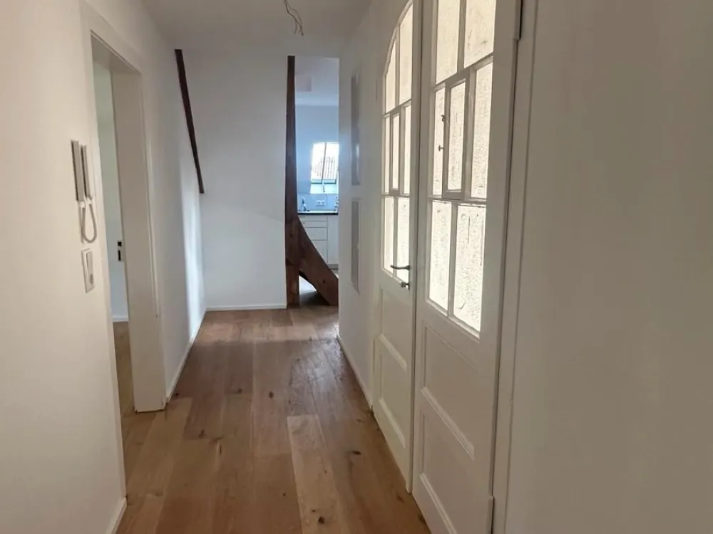 Frauen Wg Zimmer zu vermieten (Beschreibung lesen !)