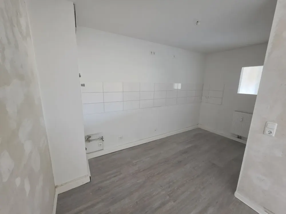 Wohnen am Benrather Schloss - Sanierte 2-Zimmer-Wohnung - Haus mit Aufzug