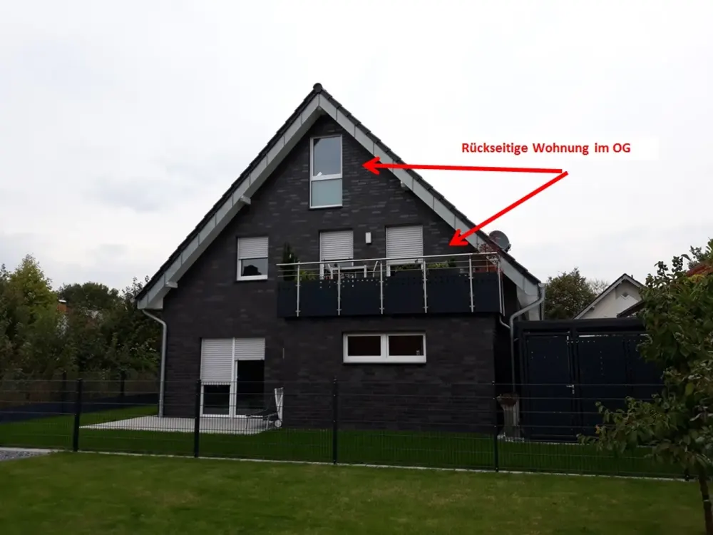 OG Wohnung 3ZB ab 1.11.26 ruhige Lage mit Balkon (BJ 2017)