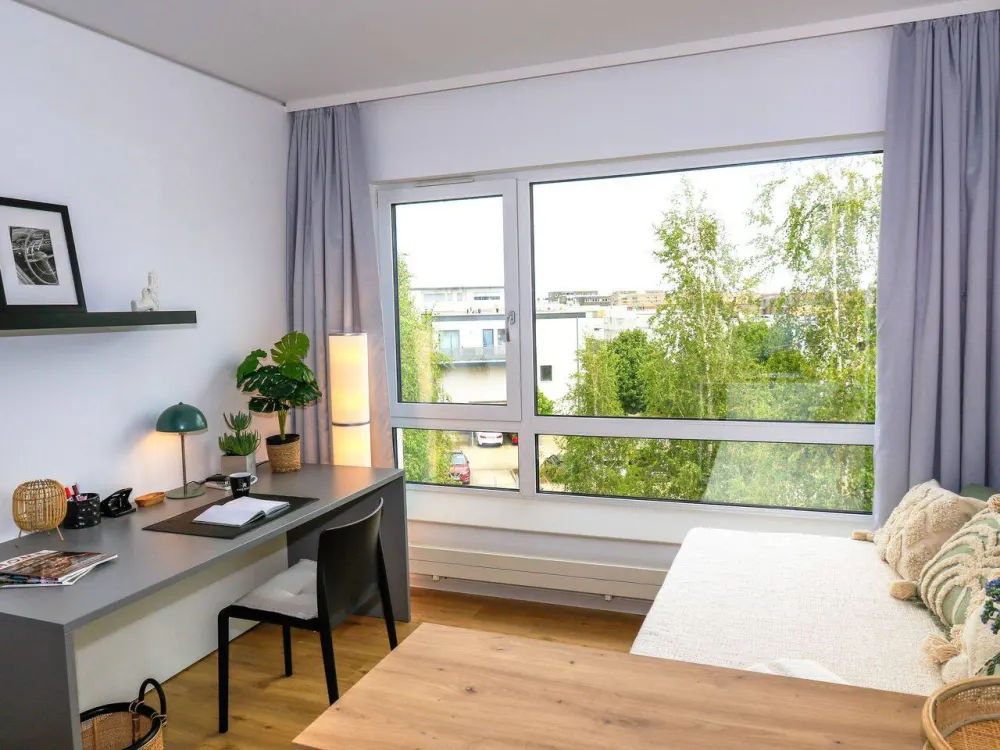 THE CARPENTRY | Your Summer in Frankfurt: Furnished 1-Room Apartment at Campus Riedberg|Basic Bude