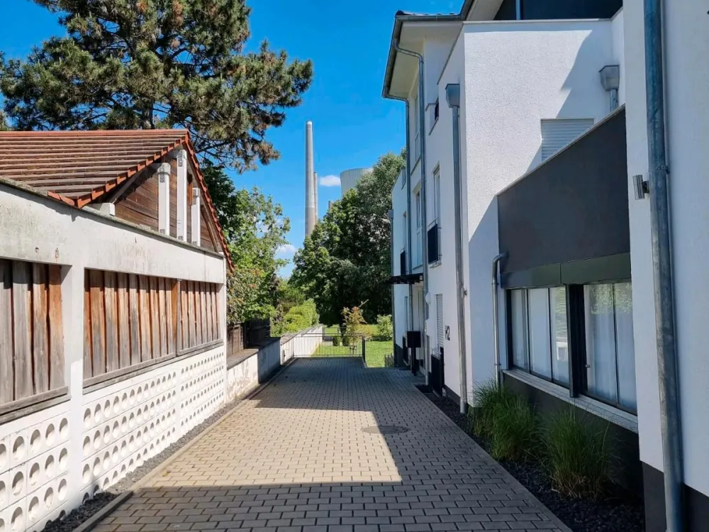Moderne 3-Zimmer-Neubauwohnung mit Balkon, Tiefgarage+Stellplatz