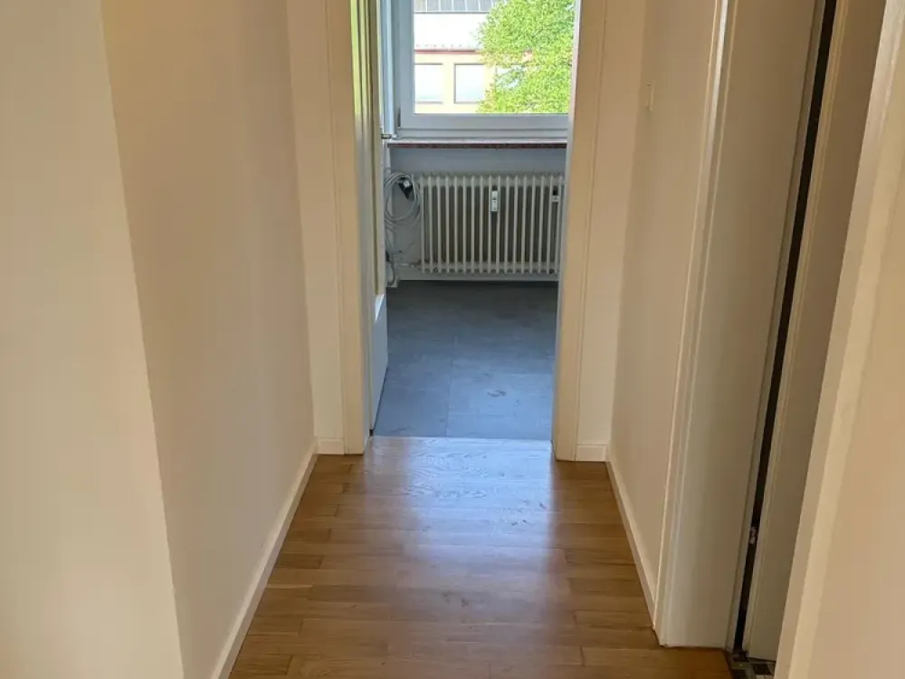 Helle 2-Zimmerwohnung mit Südbalkon