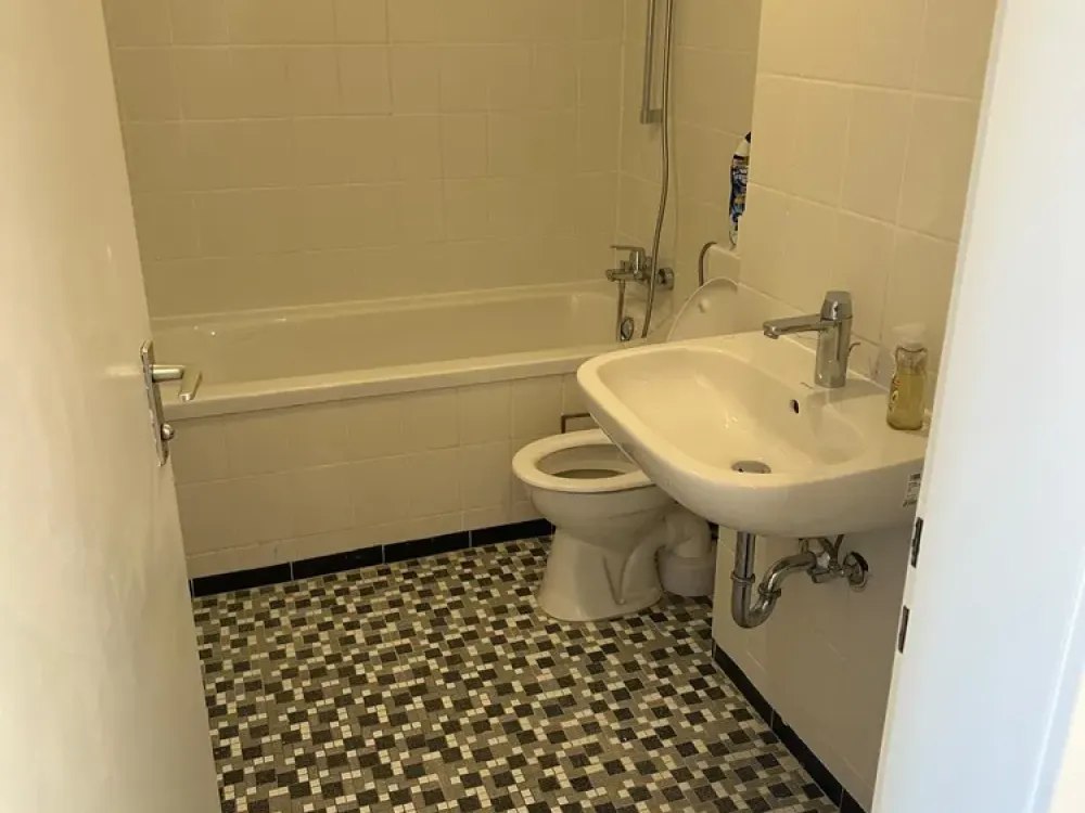 Helle 2-Zimmerwohnung mit Südbalkon