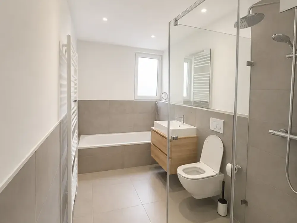 Moderne 3-Zimmer Neubauwohnung mit Terrasse und Balkon
