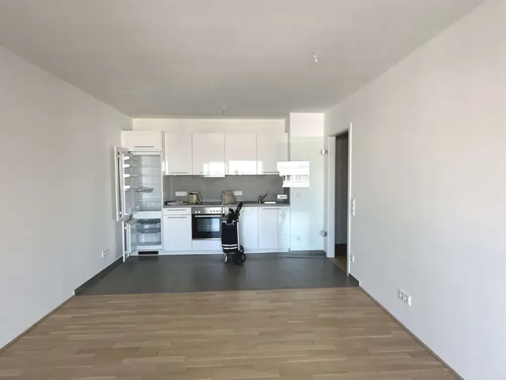 Attractive 2-Room Apartment with Special Flair!